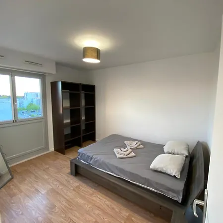 Apartment Spacieux - 10' Gare Angers