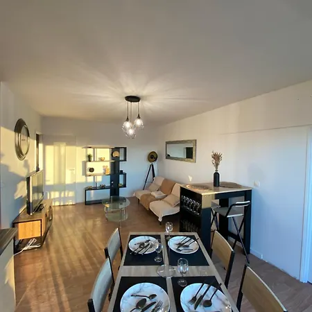 Apartment Spacieux - 10' Gare Angers