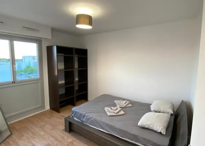 公寓 Spacieux - 10' Gare 昂热